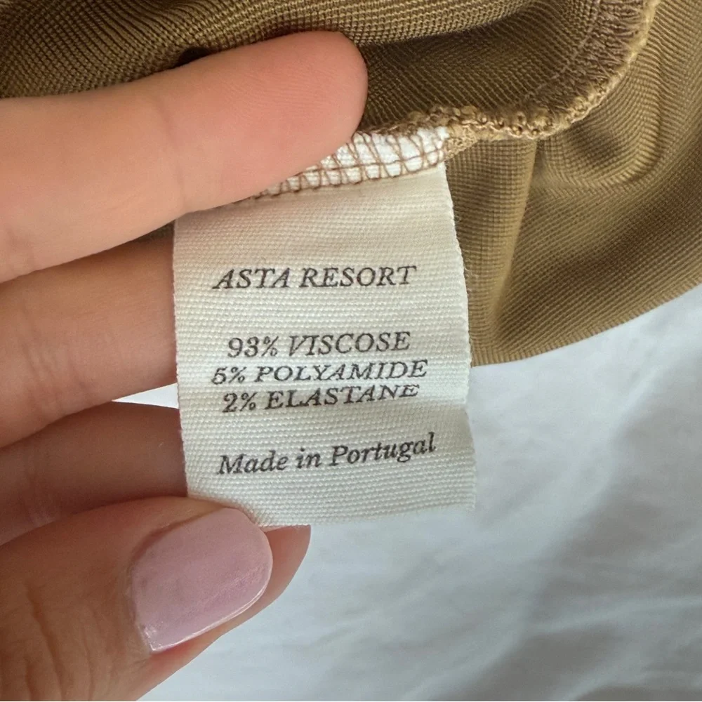 Asta resort chloe dress in gold size Medium! Seen on alix Earle - Picture 12 of 12